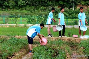 法尔克：拜仁渴望签下勒沃库森后卫塔，也在关注朗格莱等人